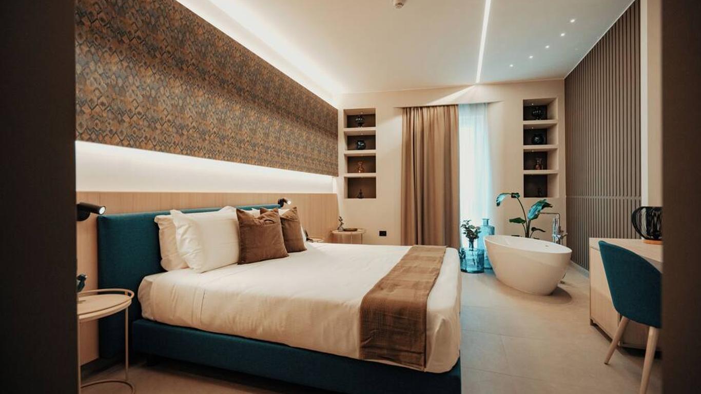 Lumia Hotel
