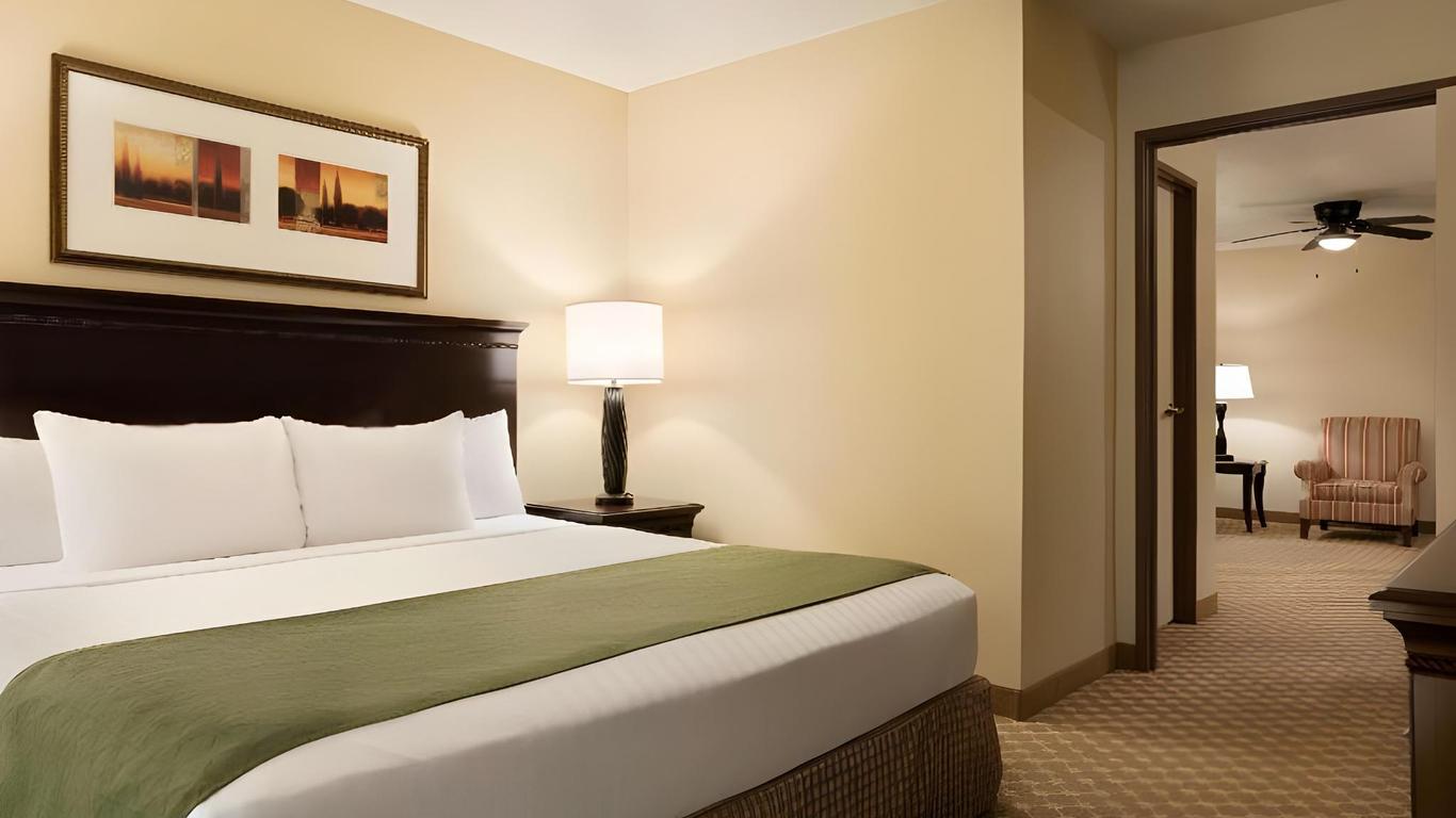 Country Inn & Suites by Radisson Chanhassen MN