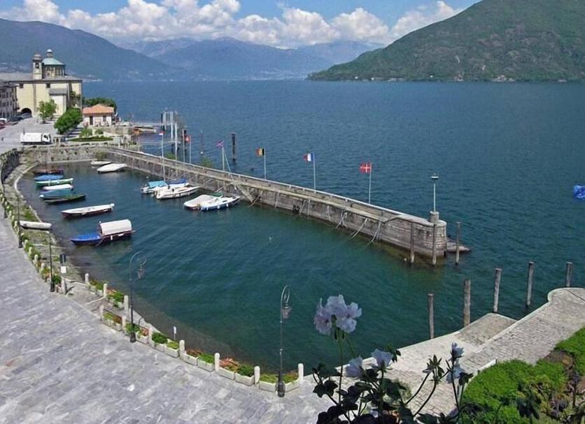 Vista esterna Foto
