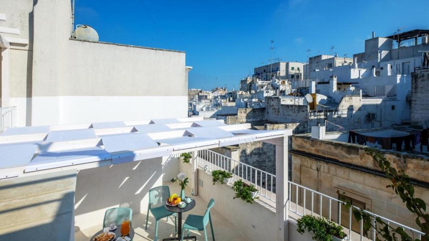 La Bella Ostuni Suites