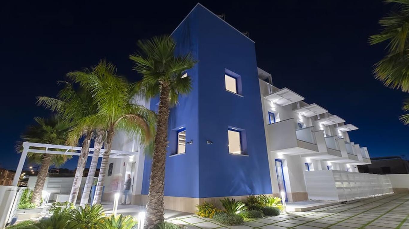 Sundeck Hotel