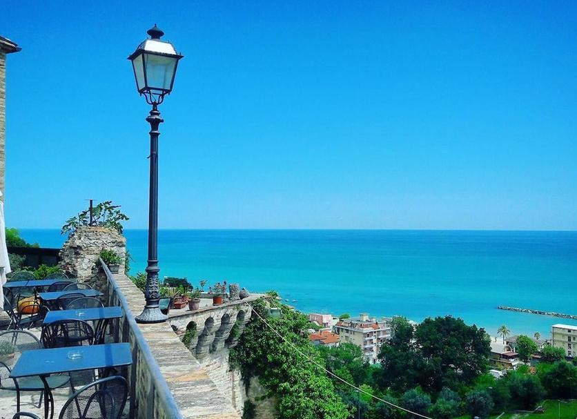 Vista esterna Foto
