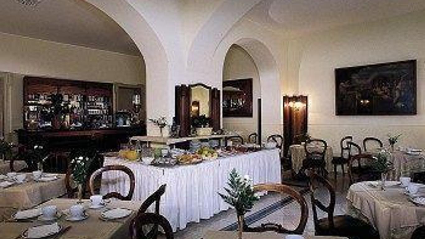 Hotel Candiani