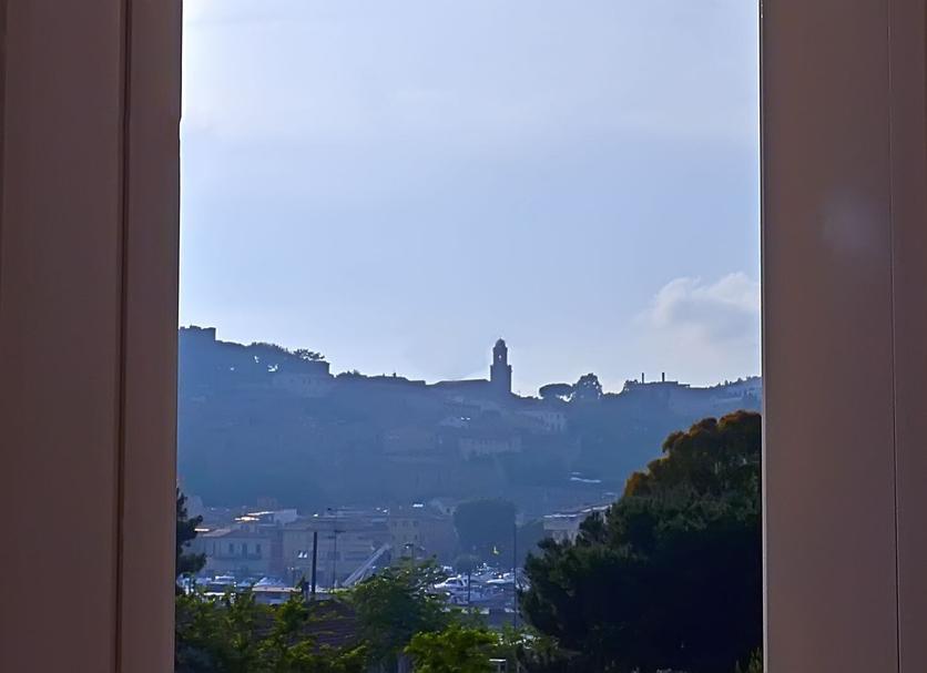 Vista esterna Foto