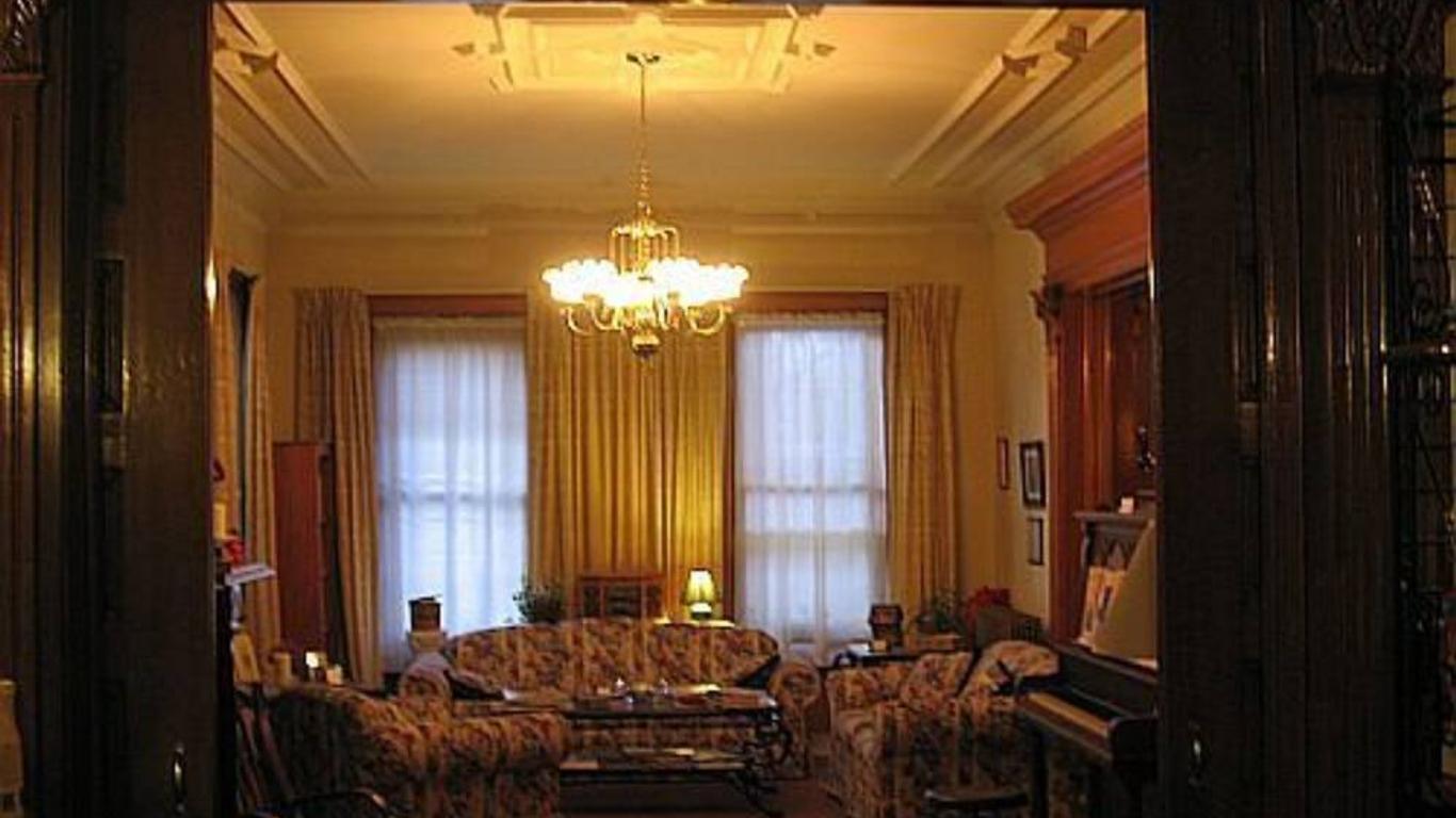 Olde Judge Mansion
