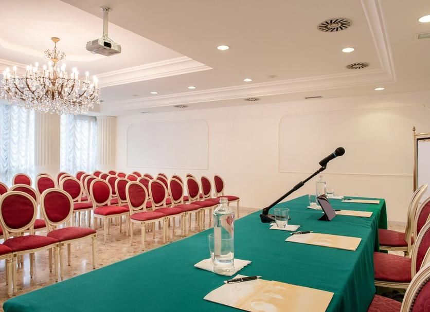 Sala conferenze Foto