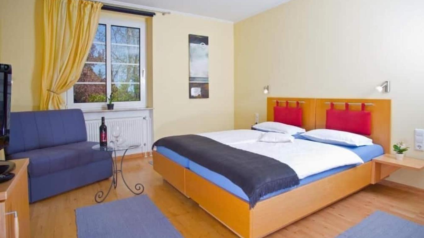Rotenberg PT Hotel