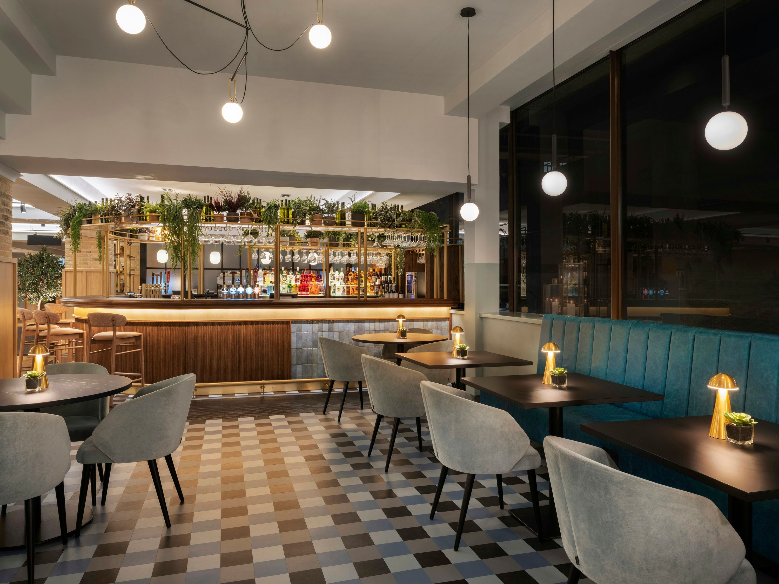 Bar