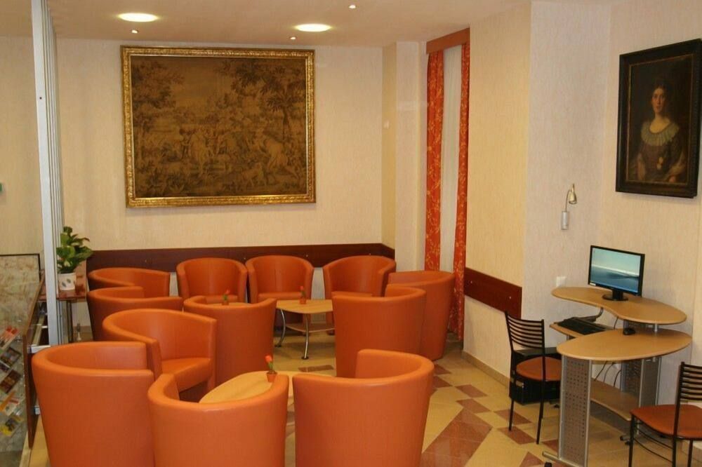 Area lounge