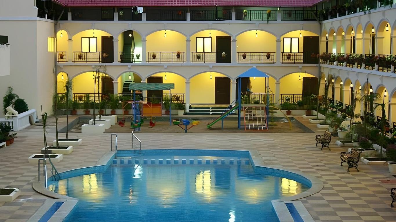Hotel Kumararraja Palace