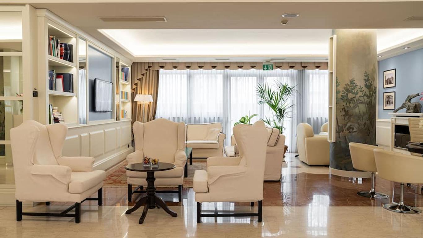 Hotel Roxy Plaza
