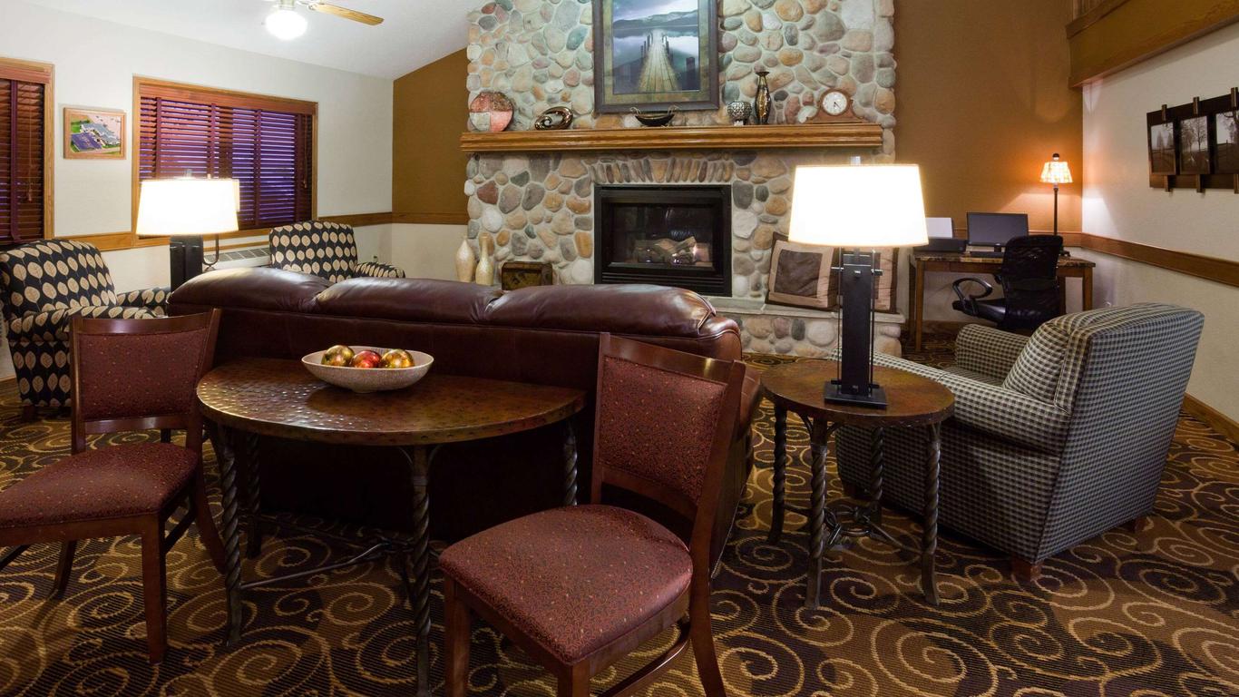 AmericInn by Wyndham Austin
