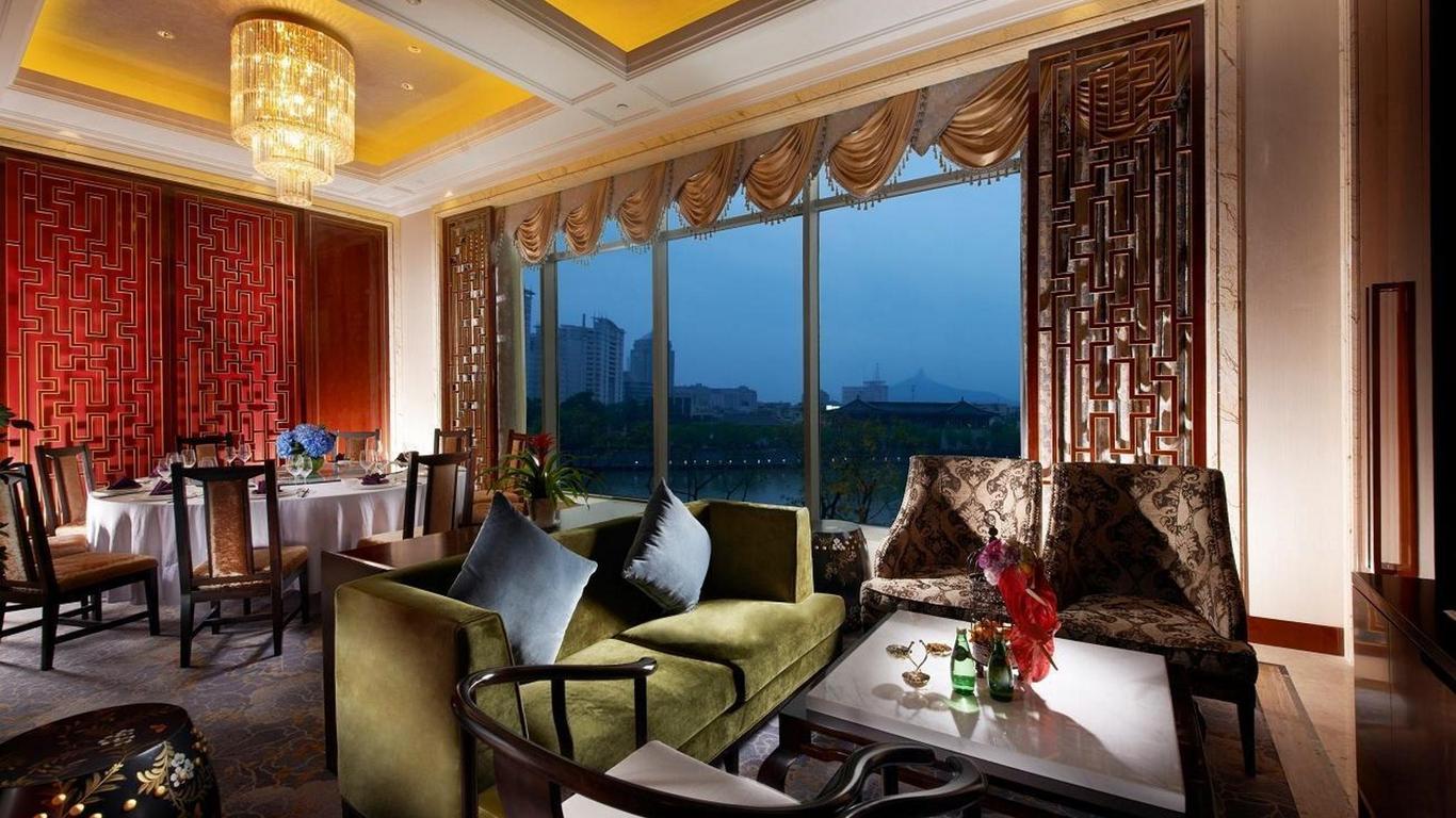 Dongwu New Century Grand Hotel Huzhou