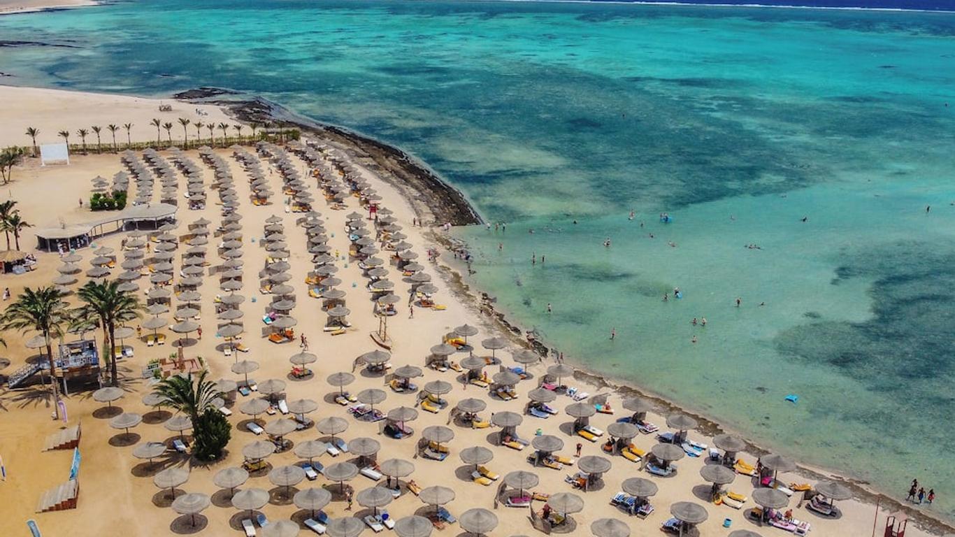 Dream Lagoon Resort & Aqua Park
