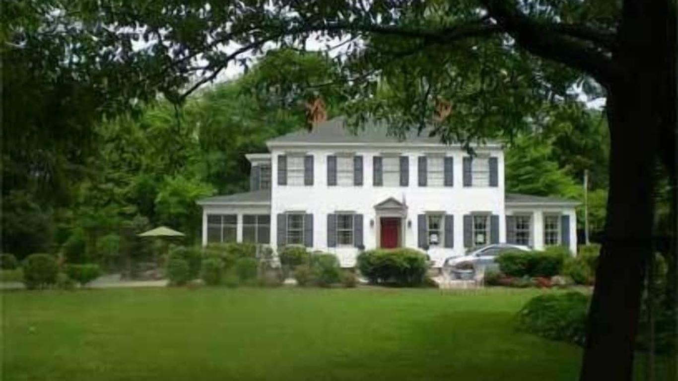Oak Manor Inn