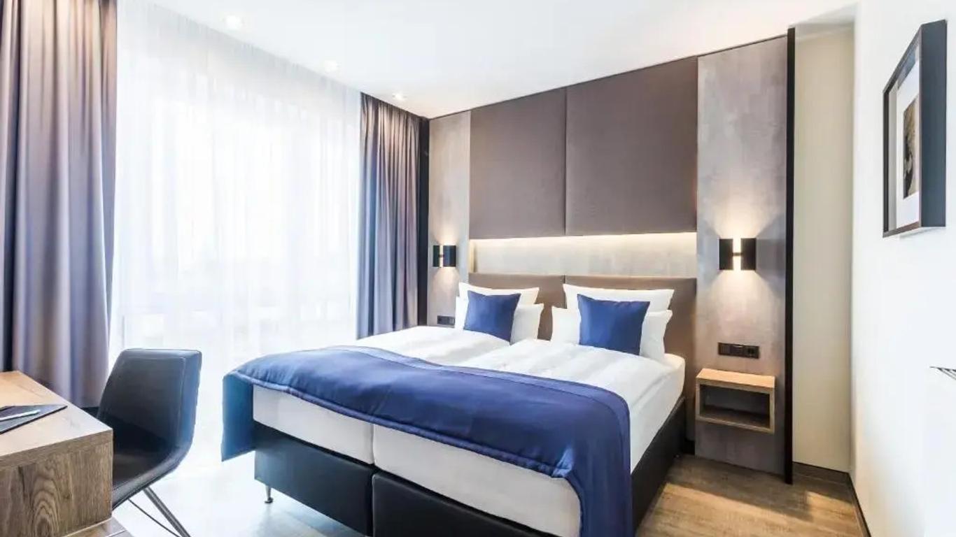 Sky Hotel Cloppenburg