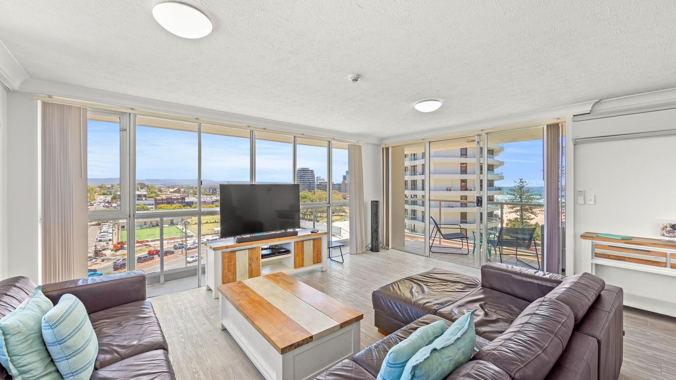 Burleigh Beach Tower