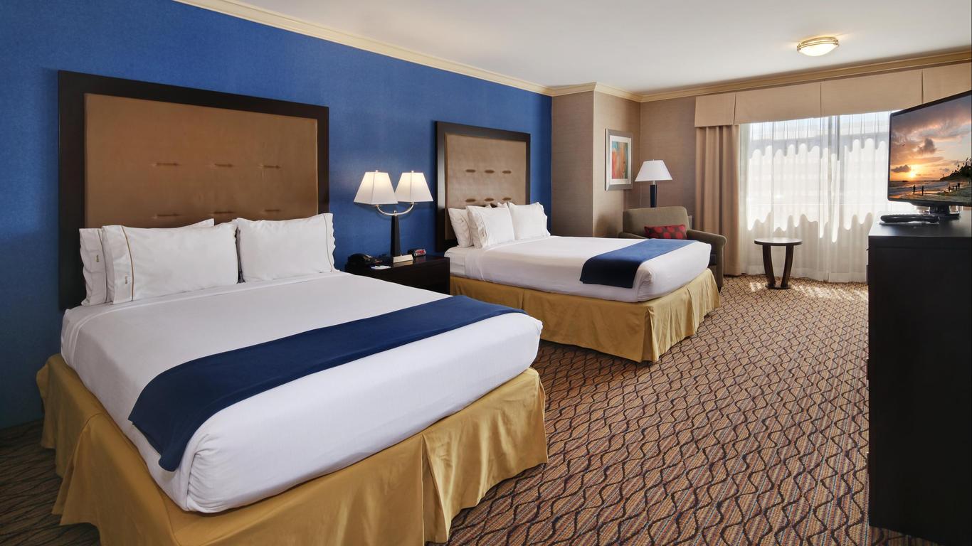 Holiday Inn Express Port Hueneme