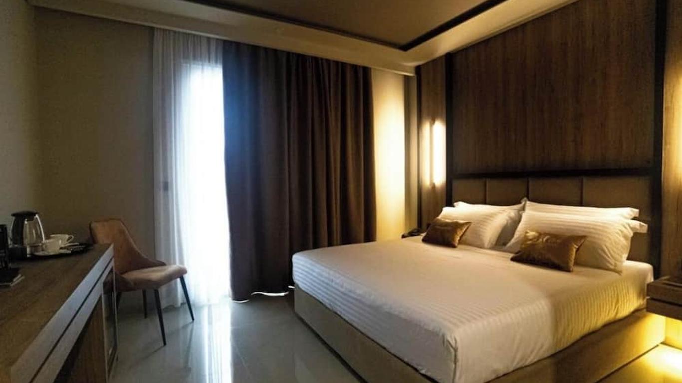 Kraal Hotel Vlore