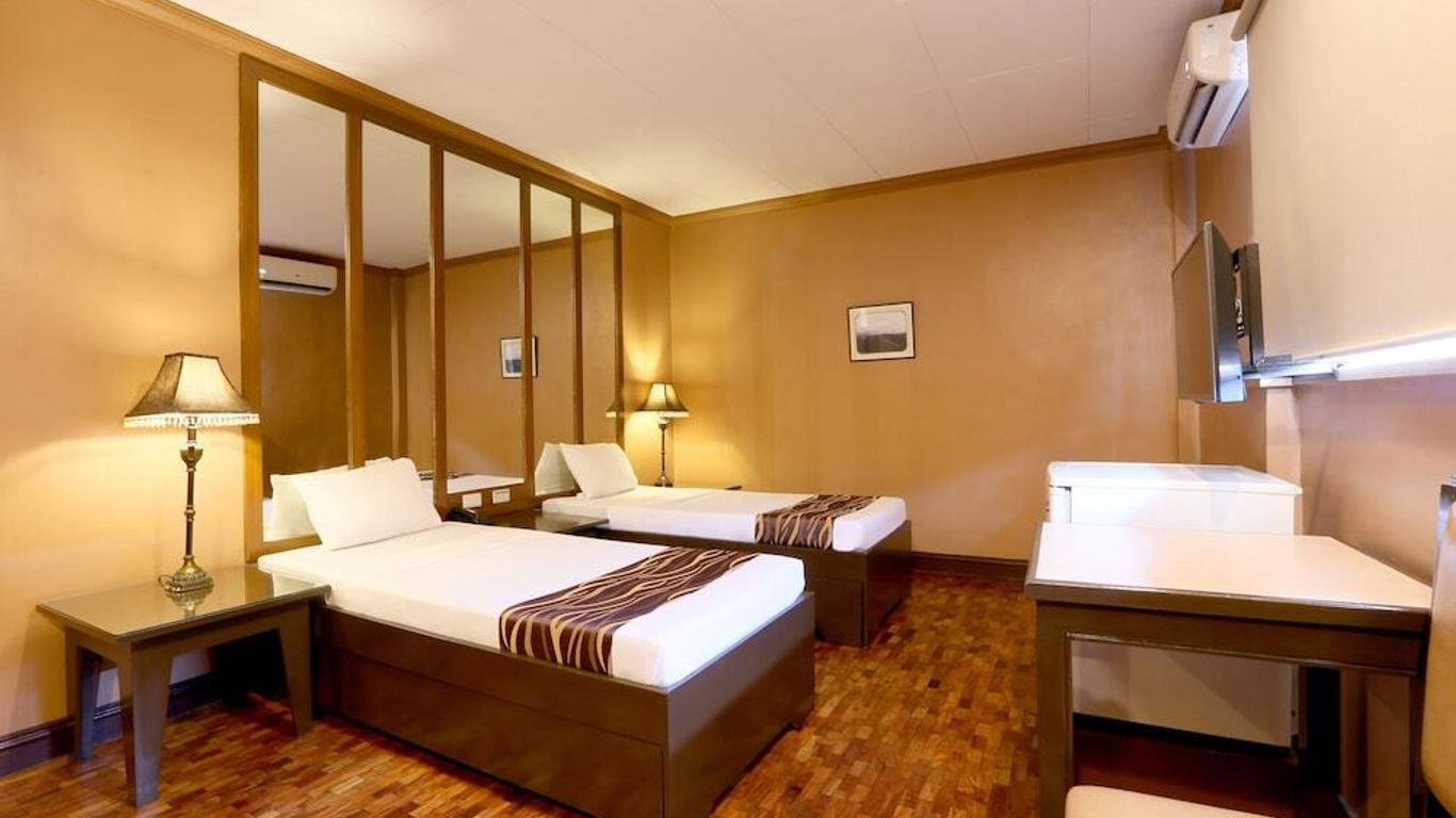 Hotel La Corona de Lipa