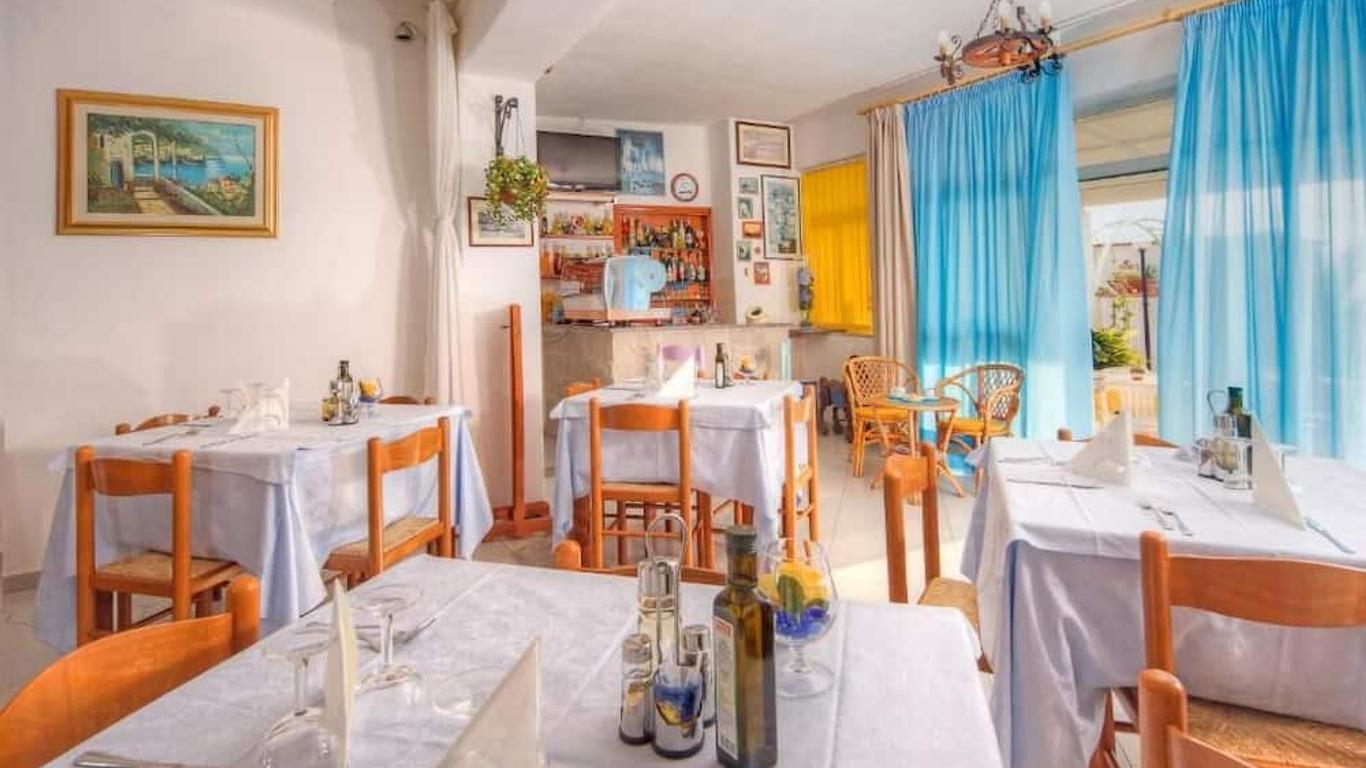 Hotel Villa Mena