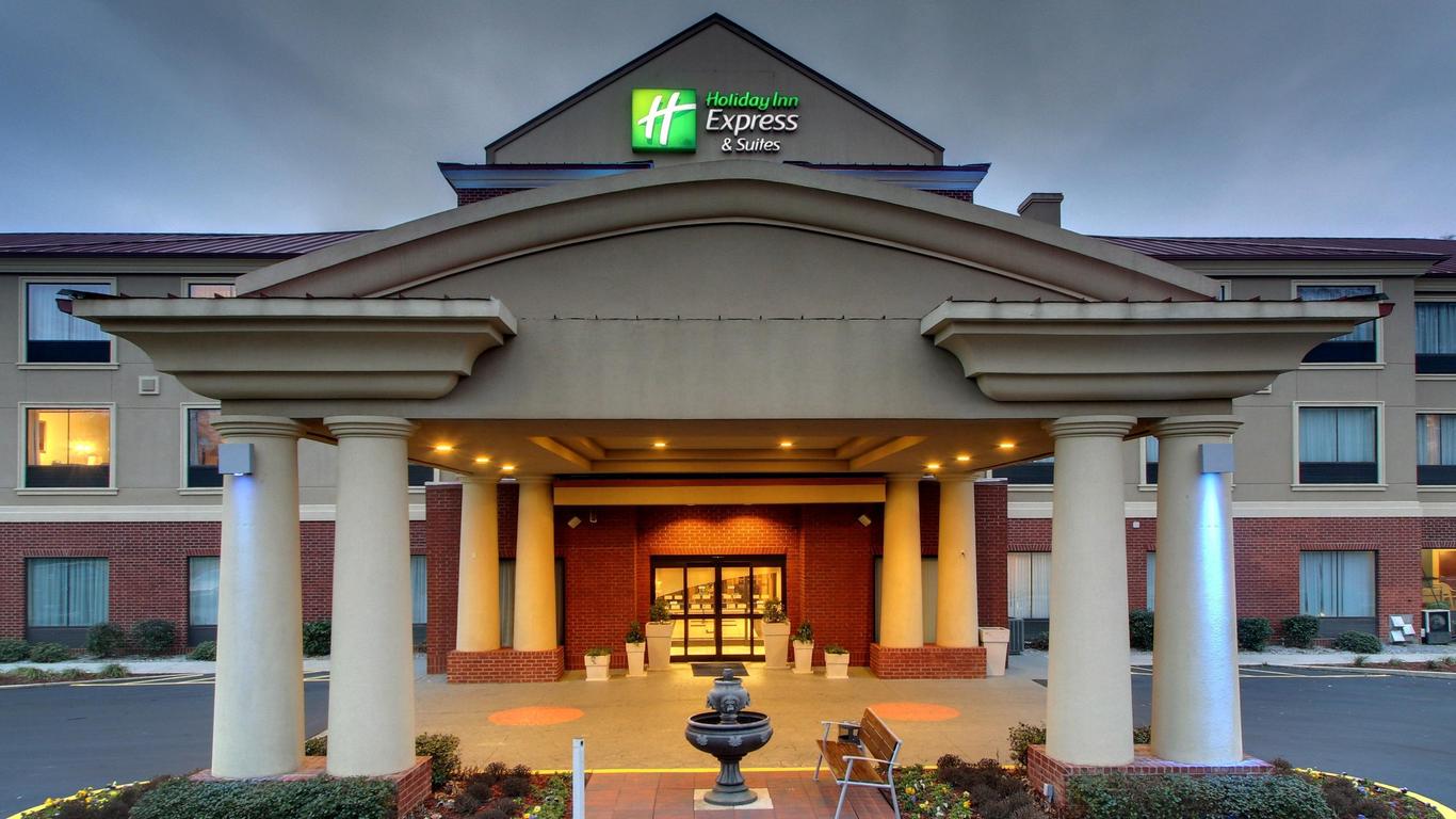 Holiday Inn Express & Suites Laurel