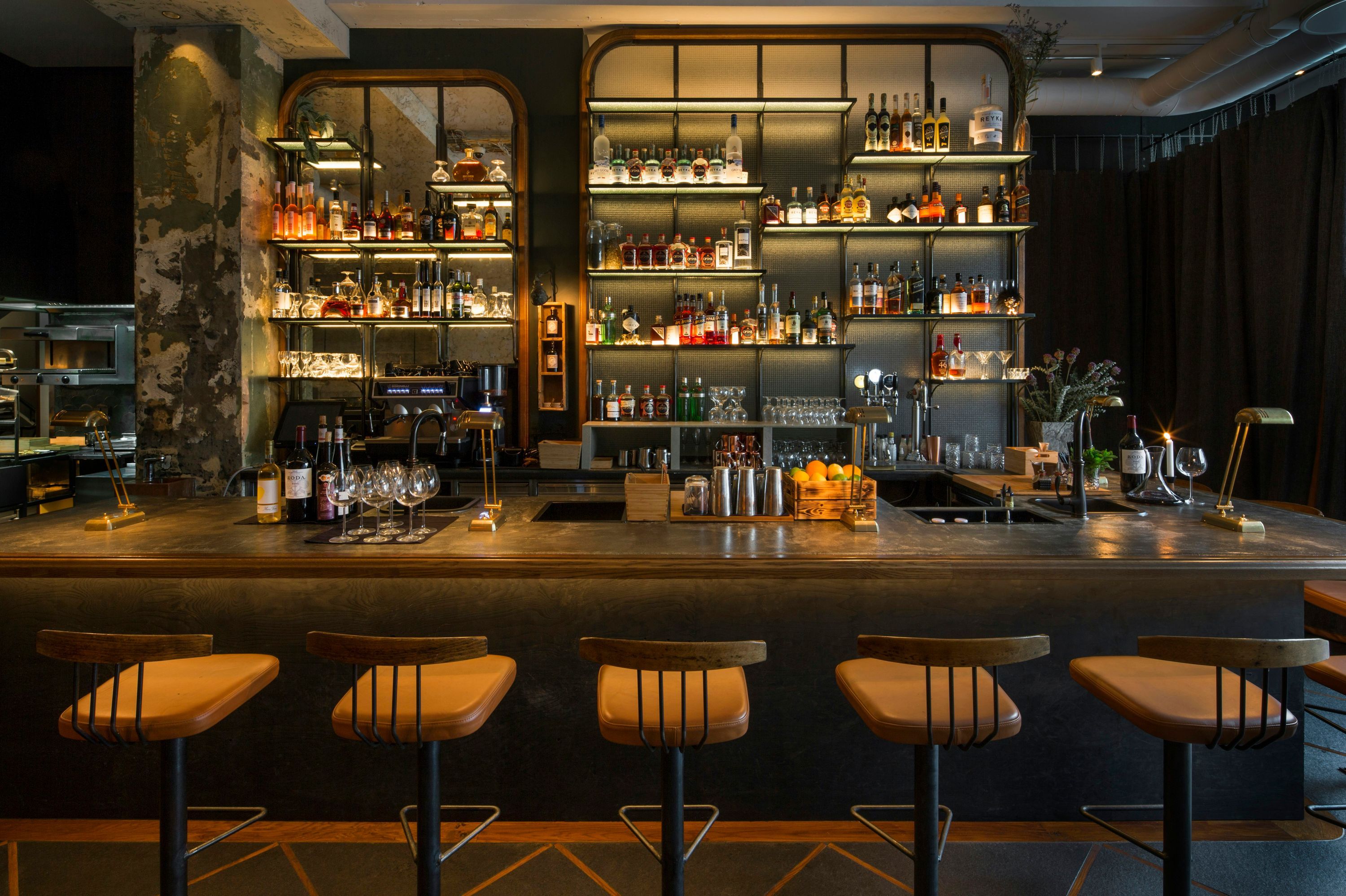 Bar