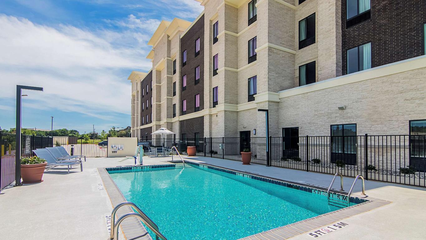 Hampton Inn & Suites-Dallas/Richardson