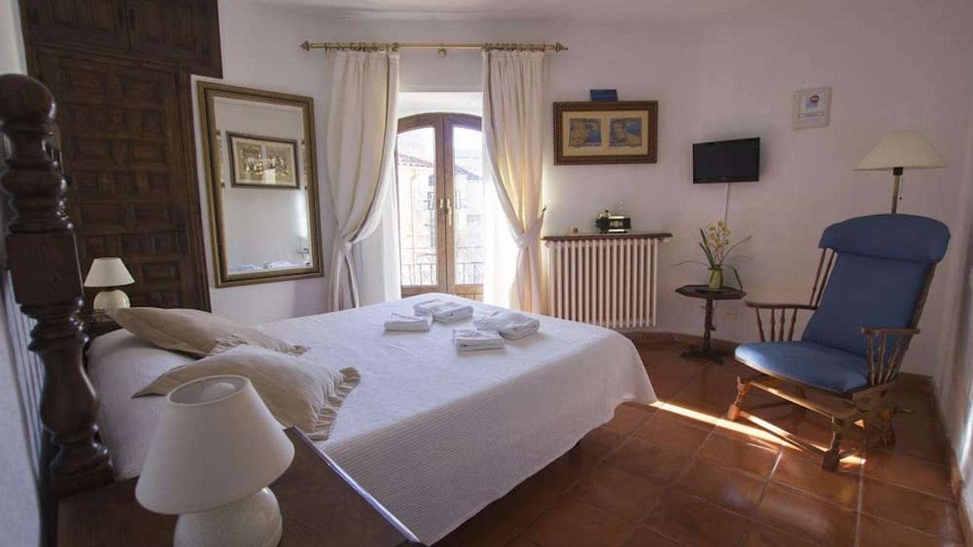 Hotel Mesón Casa De Guzmán
