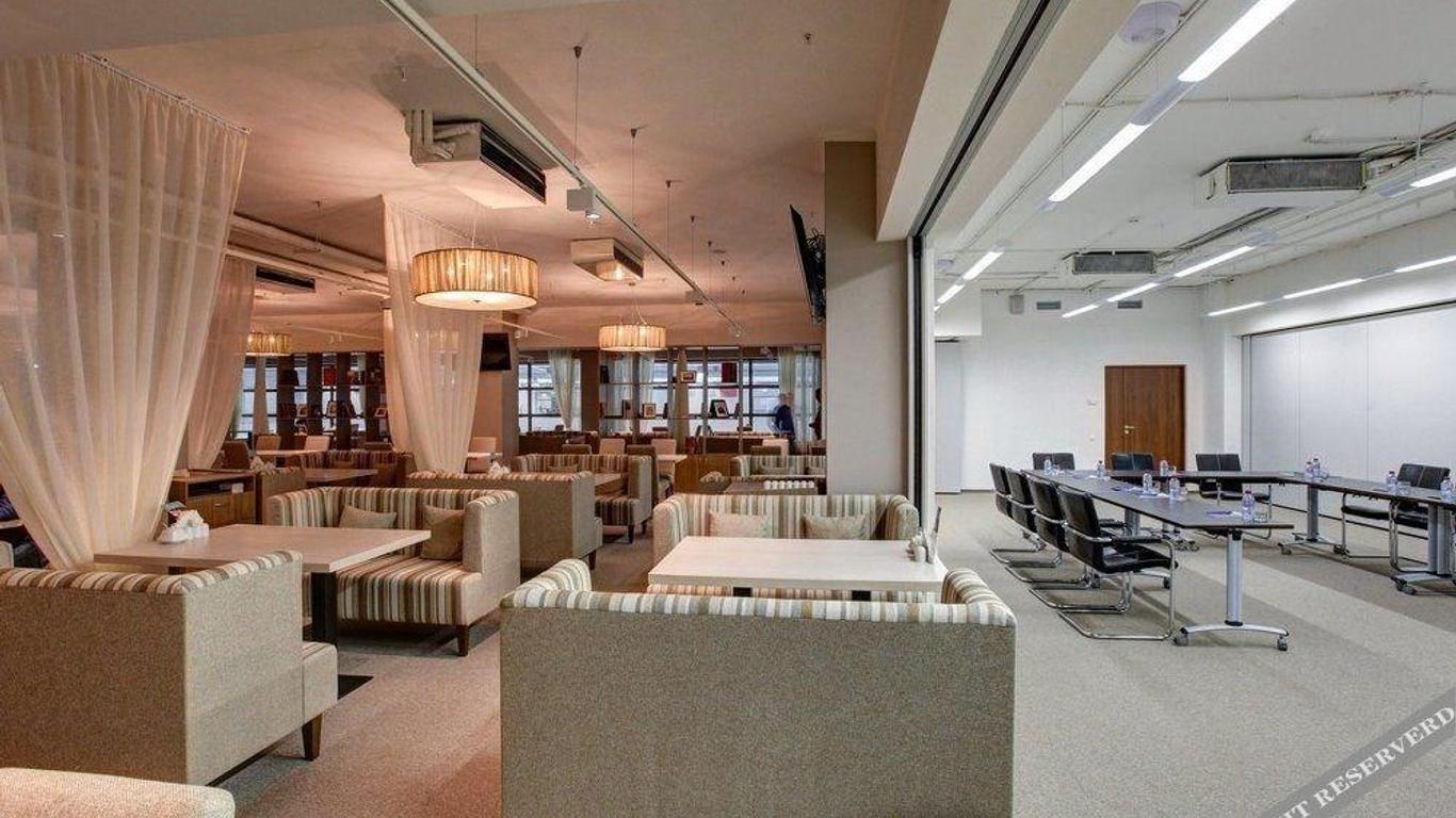 Riga Land Hotel