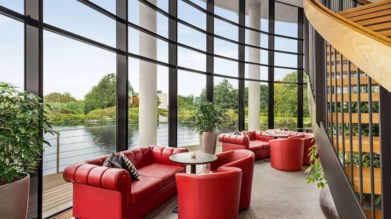 Amedia Amsterdam Airport, Trademark Collection by Wyndham