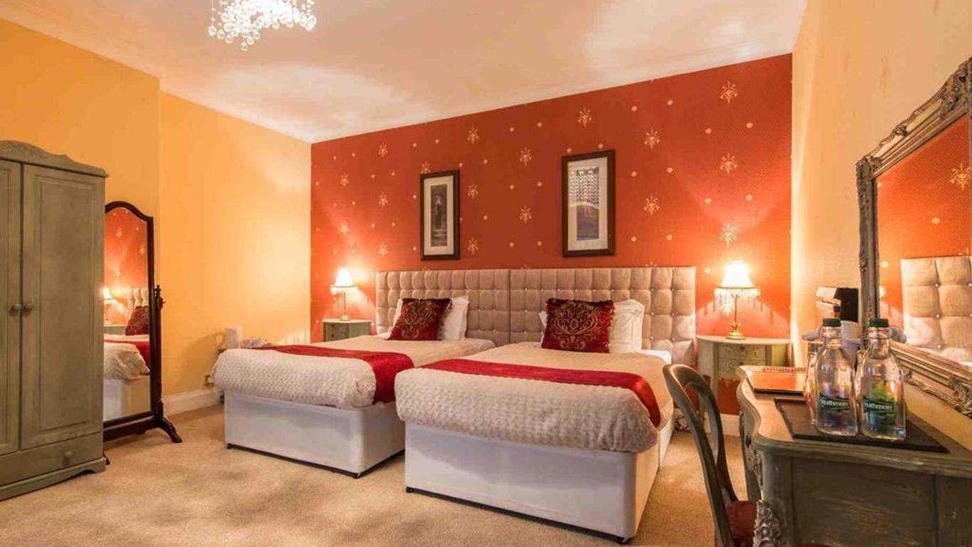 Maenan Abbey Hotel