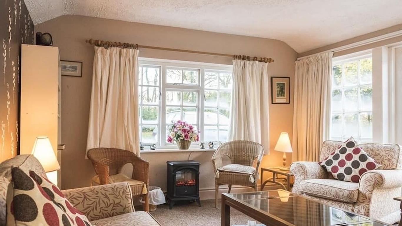 Gwesty Minffordd Hotel