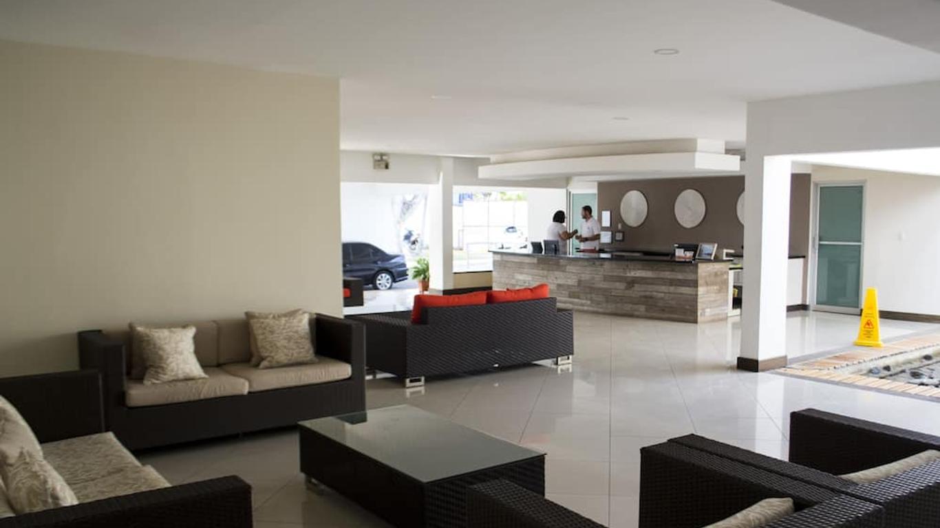Puerto Azul Resort & Club Nautico