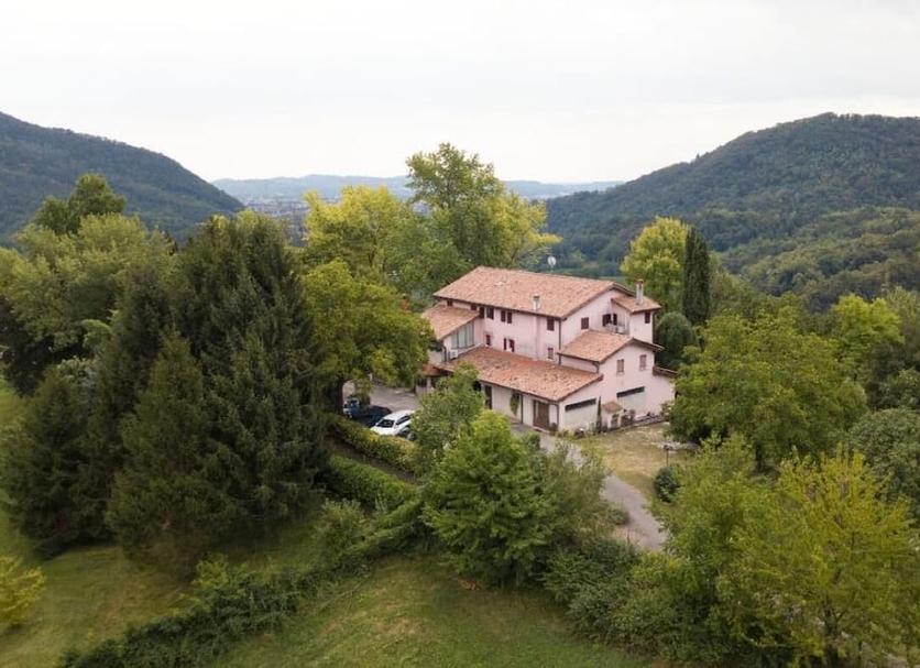 Vista esterna Foto