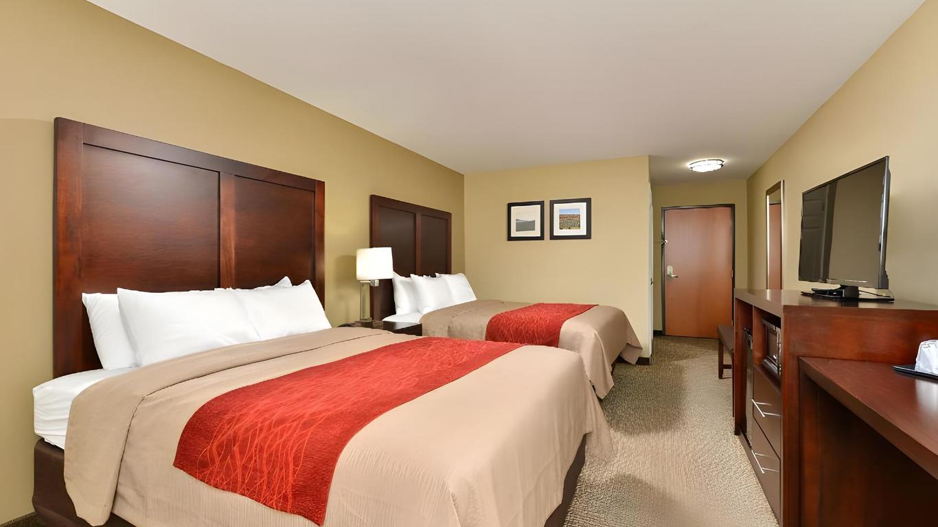 Days Inn & Suites by Wyndham Manheim Lebanon