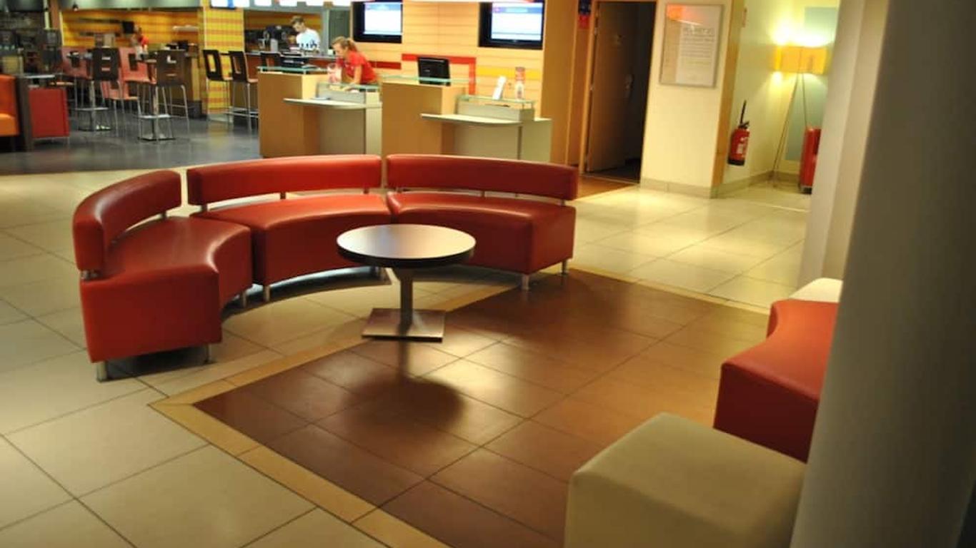 Ibis Loriol Le Pouzin