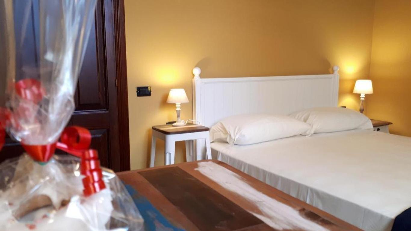 Sofia Family Suites