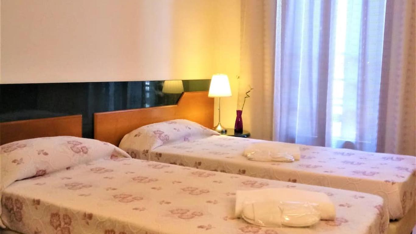 Hotel Dozza