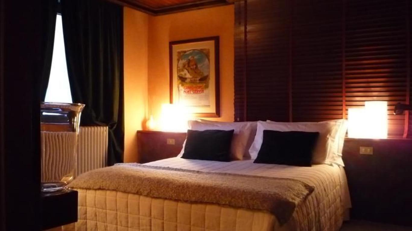 Le Samovar Guest House