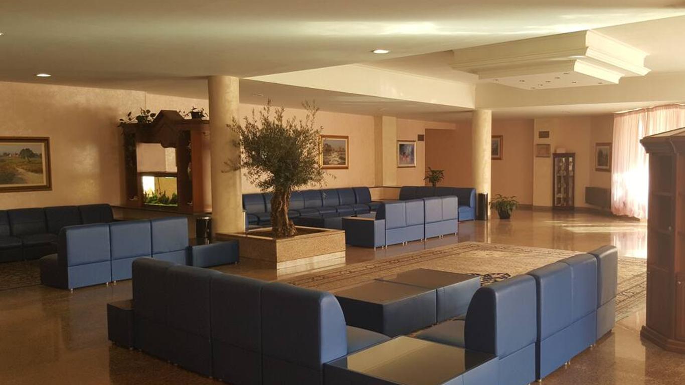 Kiris Hotel - Viggiano