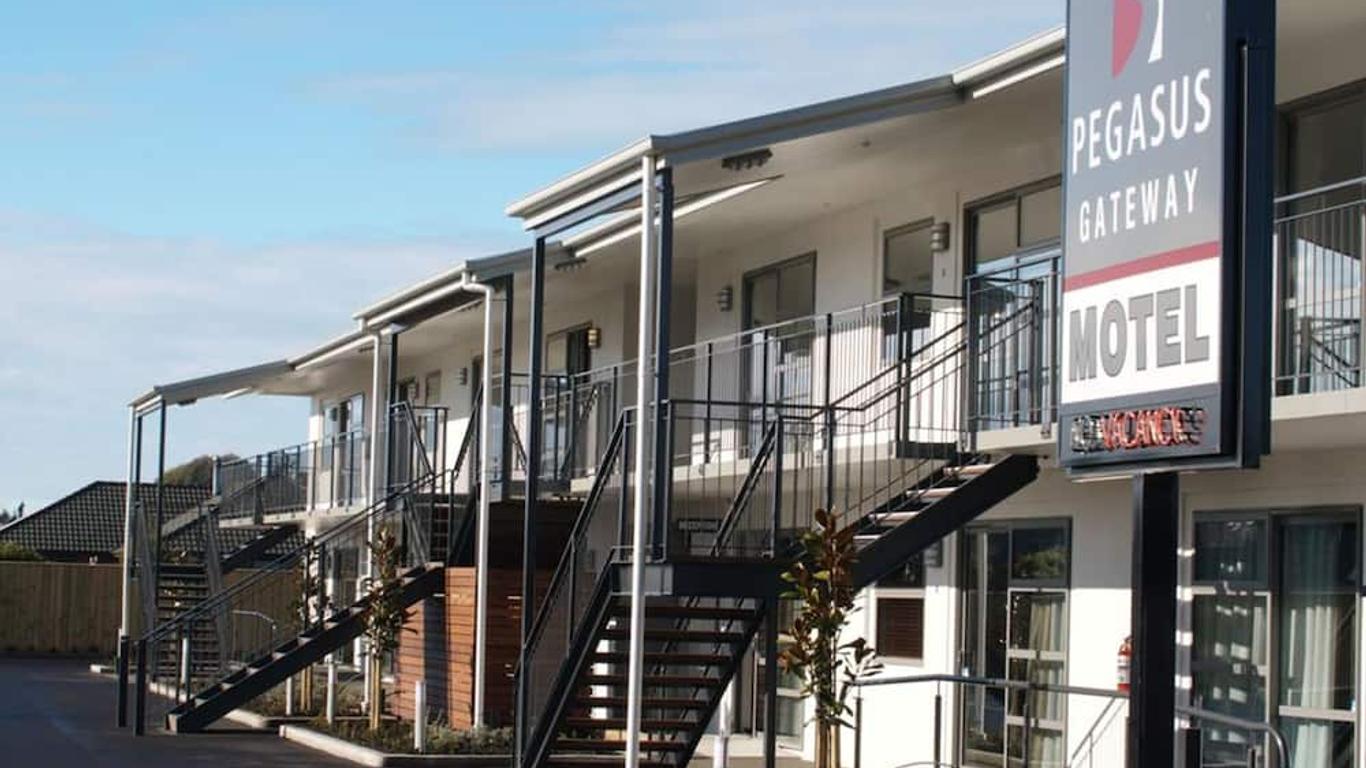 Pegasus Gateway Motels And Apartments
