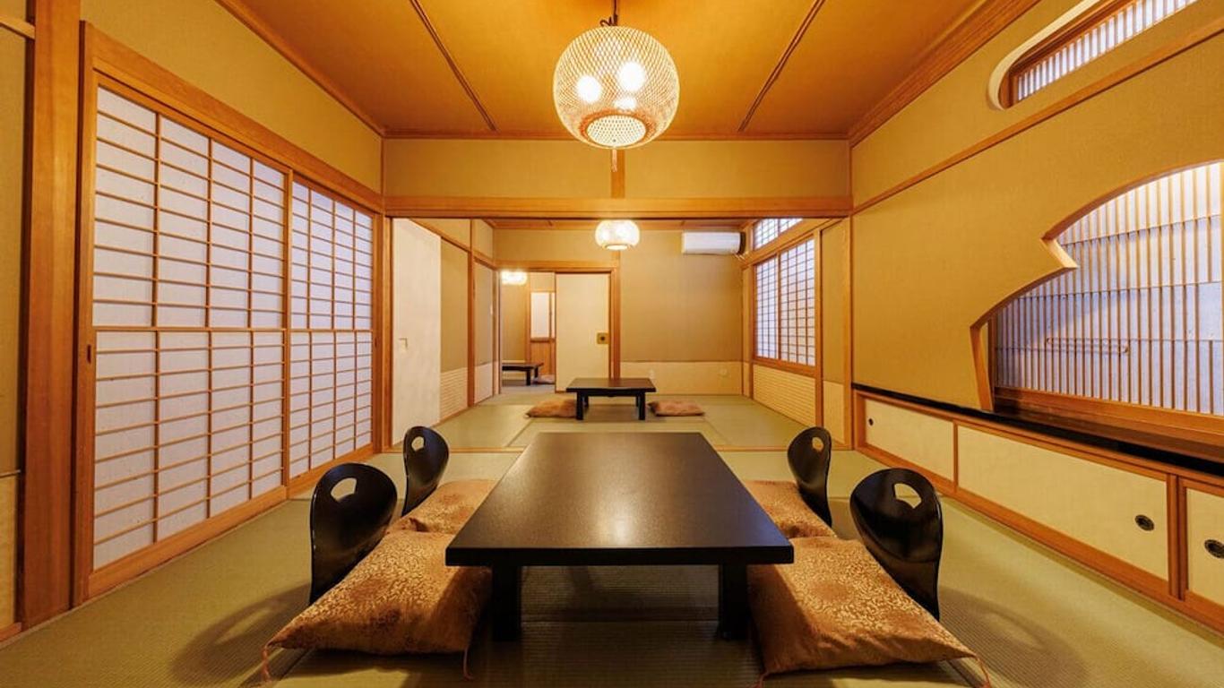 Oiwakeya Ryokan