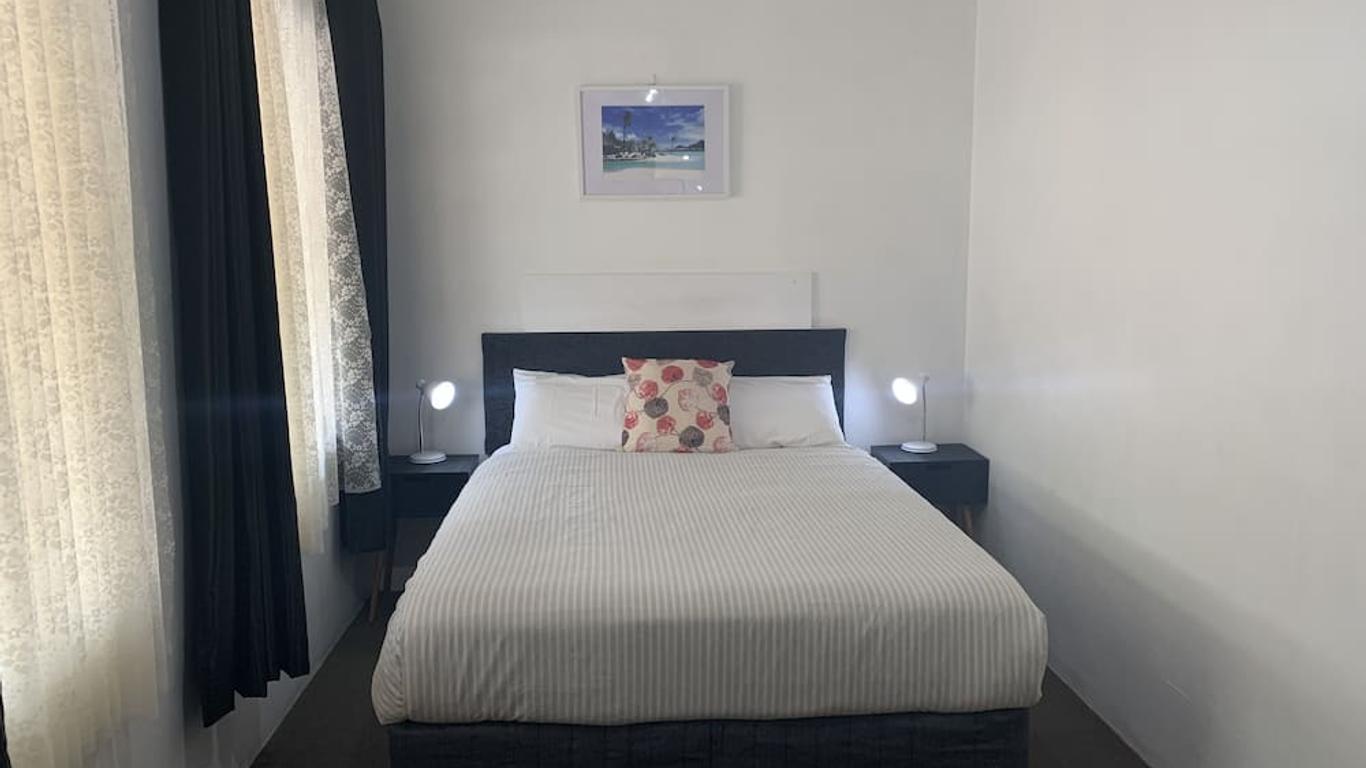 Ashton Motel