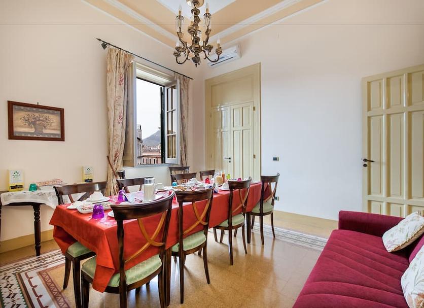 Sala pranzo Foto