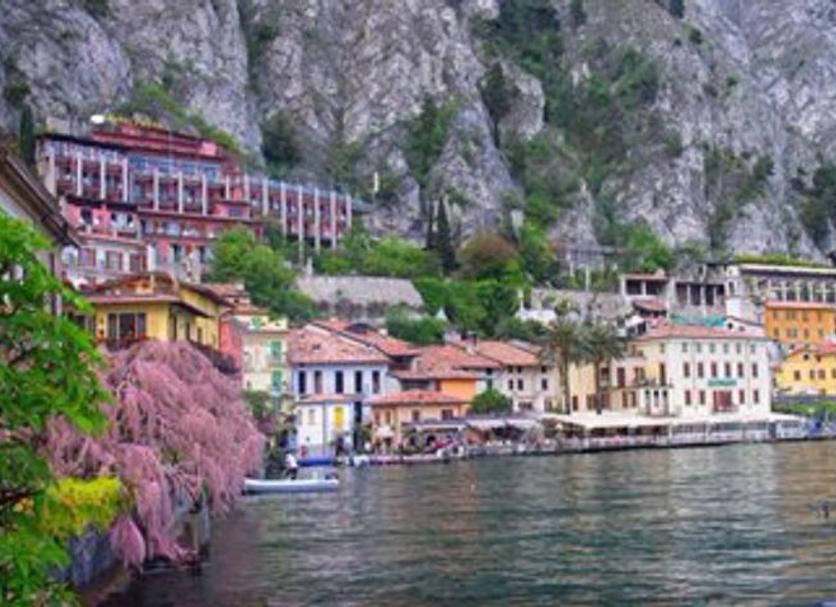 Vista esterna Foto