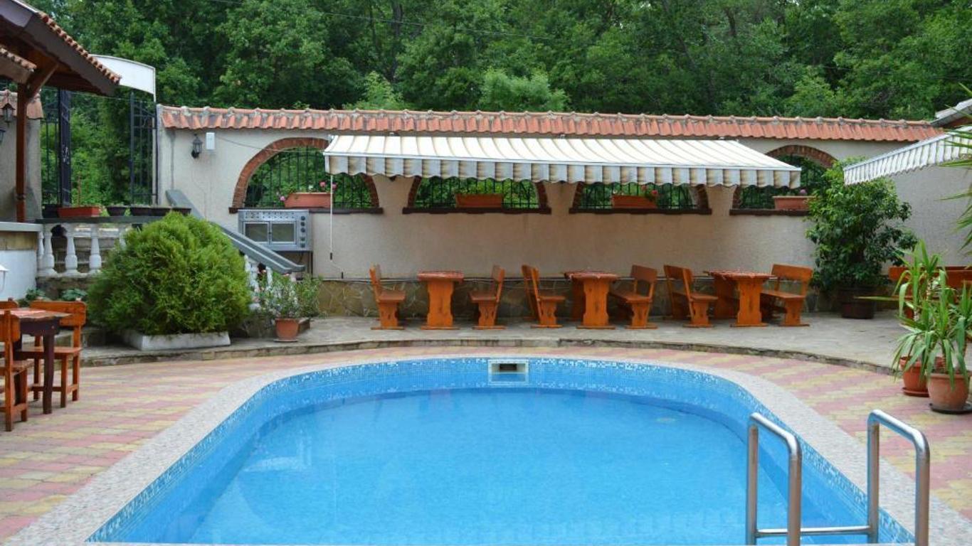 Hotel Eos