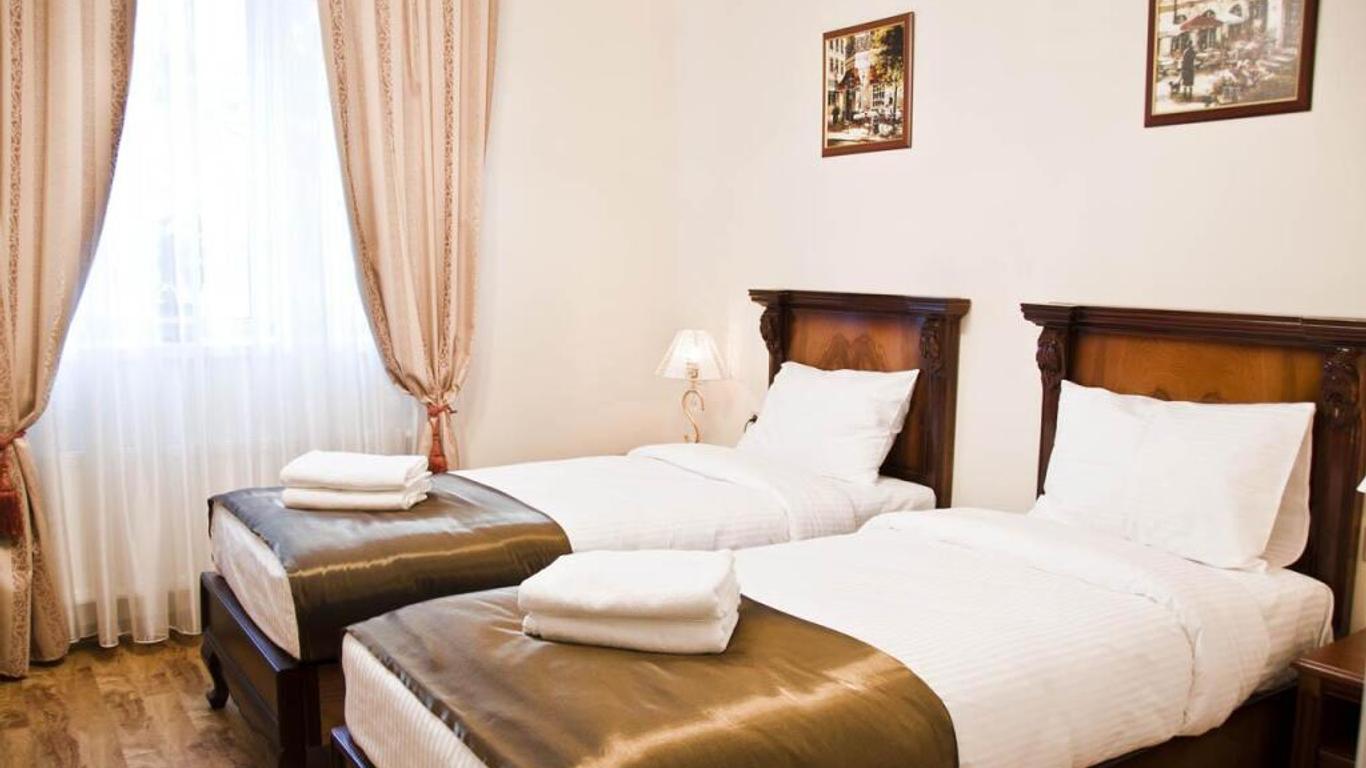 Meridian Hotel