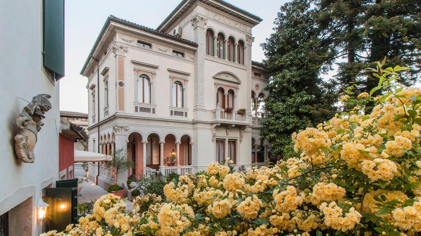 Villa Abbazia Relais & Chateaux