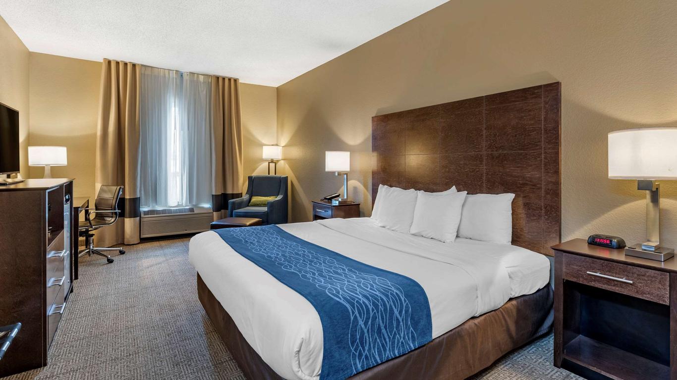 Comfort Inn & Suites Bryant - Benton